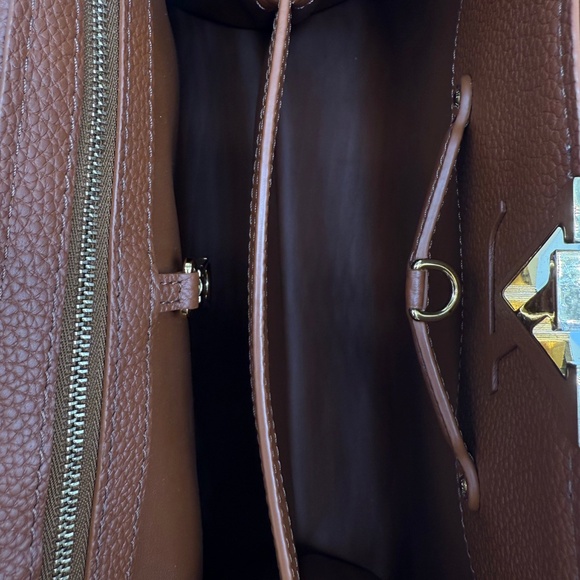 Louis Vuitton Canvas Taurillon Capucines MM – Caramel - Picture 9 of 10